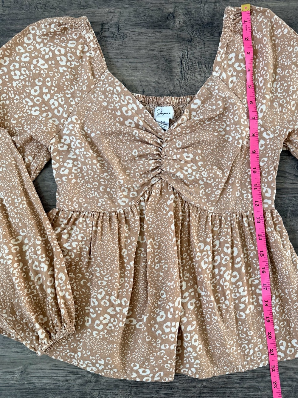 Japna Peplum Blouse Womens Size M Beige Animal Print Boho Smocked Babydoll Top - Picture 10 of 11
